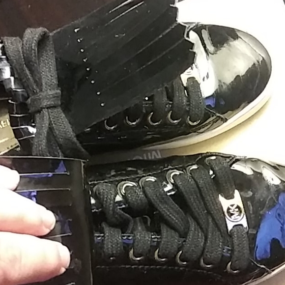 MK shoes - Picture 5 of 5